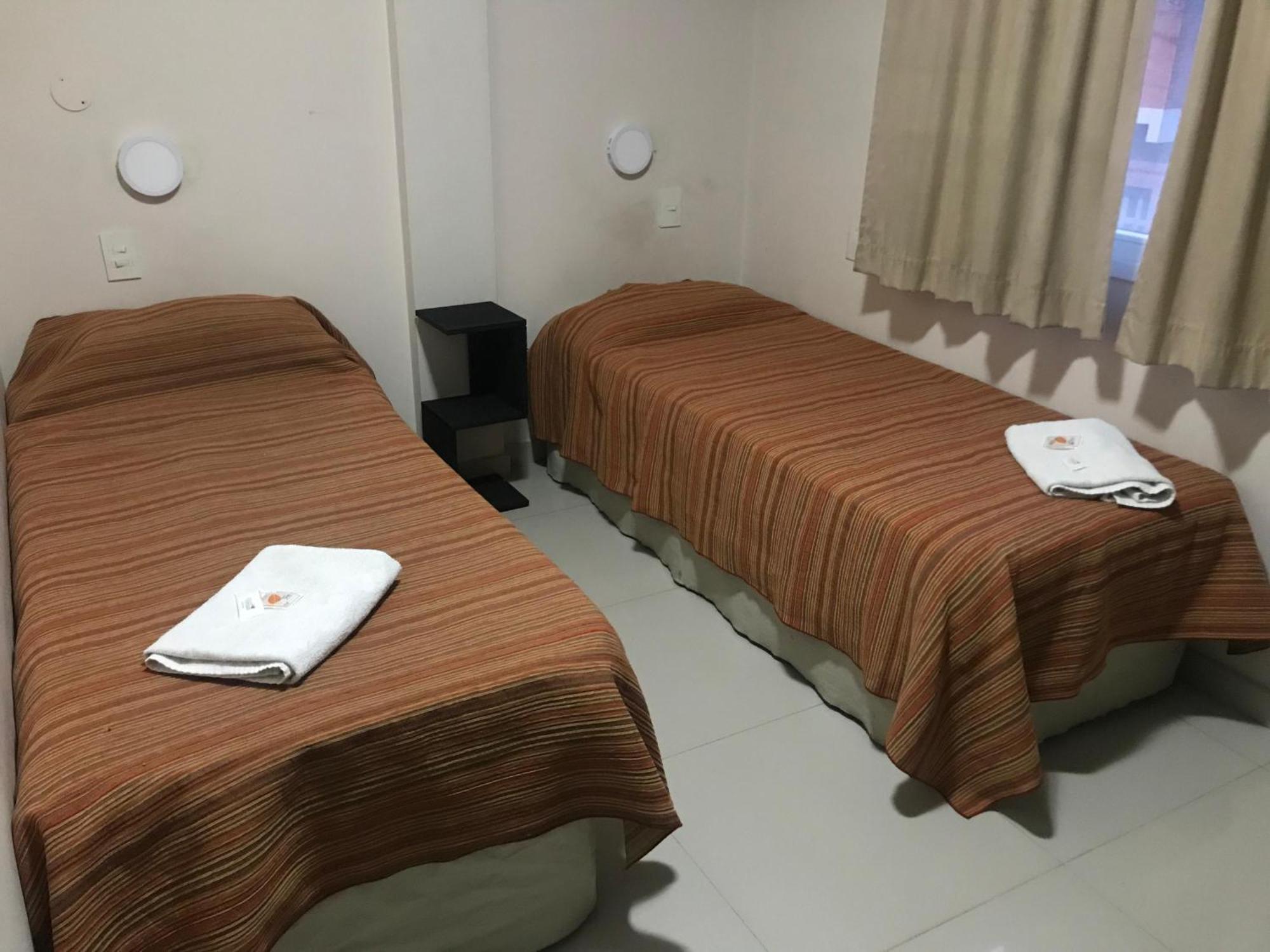 Hotel Plaza Italia ซาราเต ภายนอก รูปภาพ