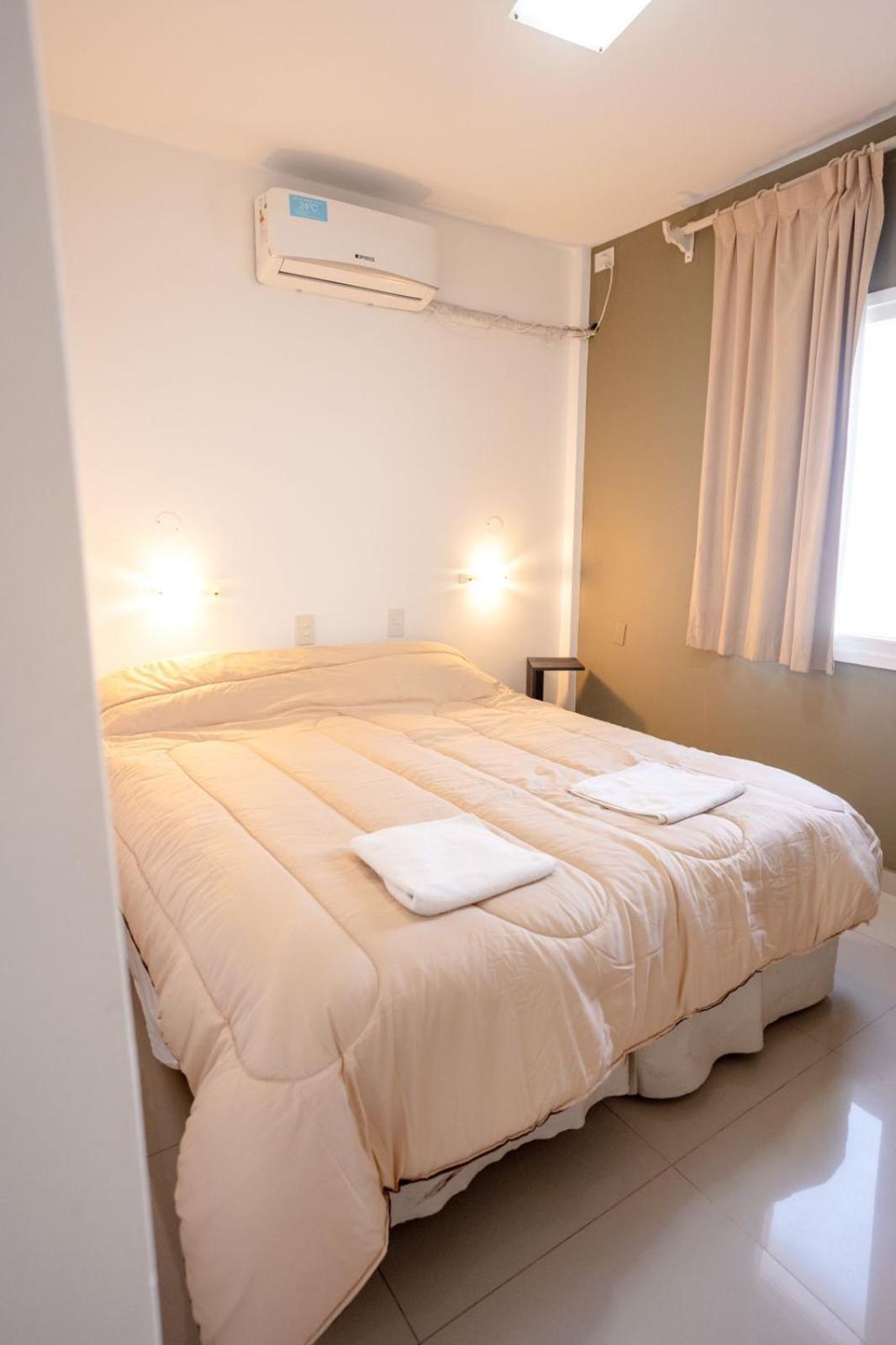 Hotel Plaza Italia ซาราเต ภายนอก รูปภาพ